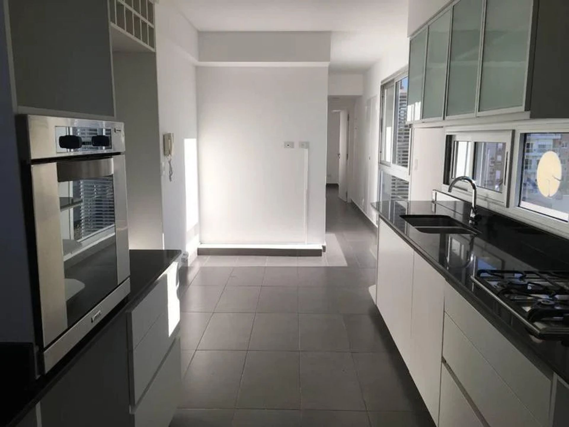 Venta 4 Amb C/Dep. Coch. Pileta Vista A. Credito