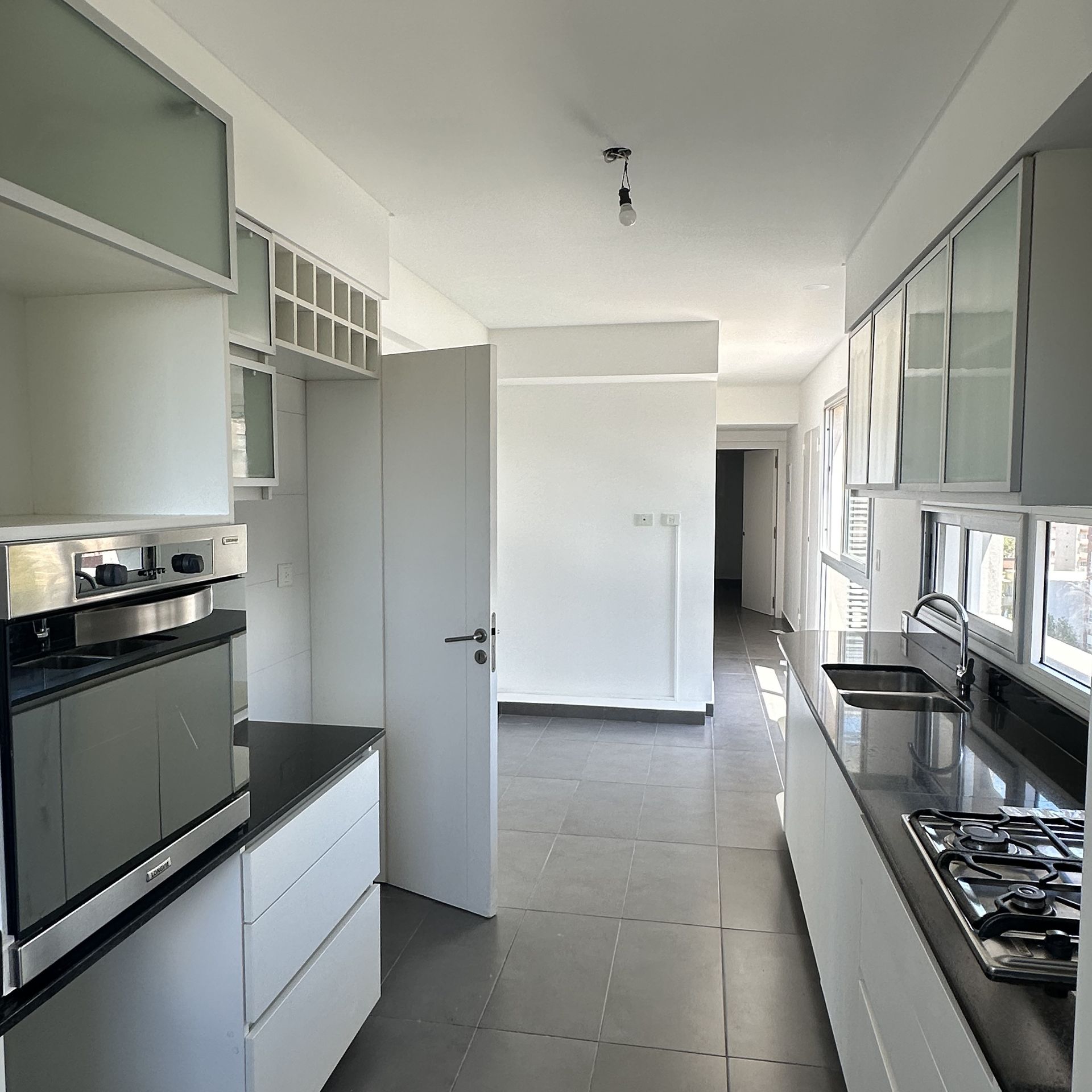 Venta 4 Amb C/Dep. Coch. Pileta Vista A. Credito