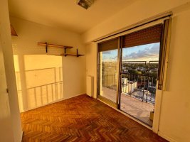 For Sale 2-Bedroom Apartment with Balcony in Vicente Lopez