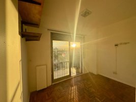 For Sale 2-Bedroom Apartment with Balcony in Vicente Lopez