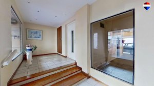 Florida: spacious 1-bedroom with fixed parking space and balcony