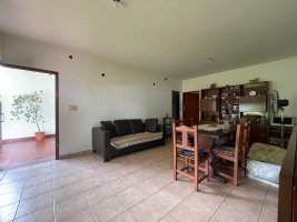 Casa 3 Ambientes Cochera Jardin Parrilla Lavadero