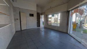 Venta Local Comercial Con Baño En Munro