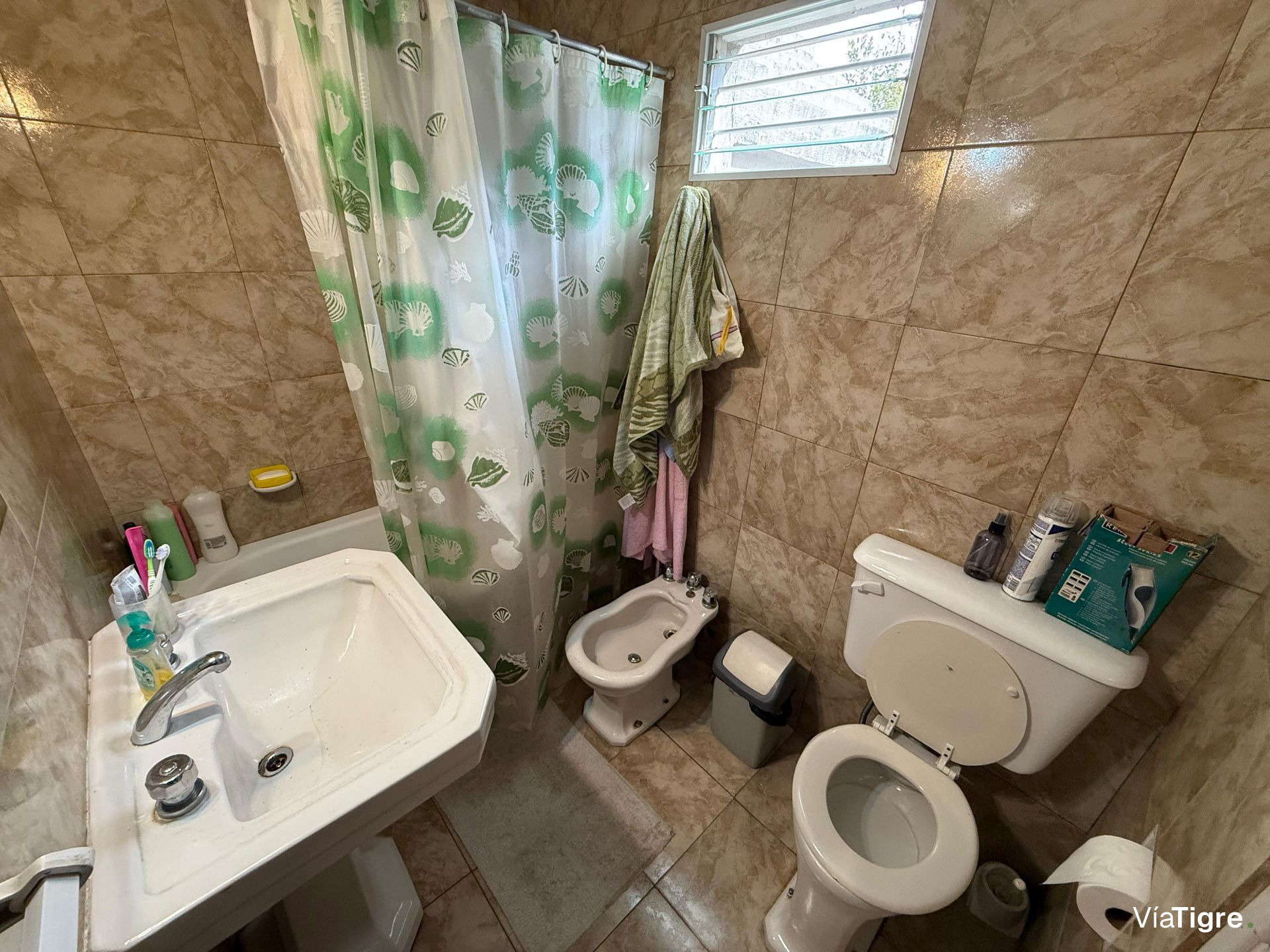 Venta casa 5 amb. Villa Adelina, terraza, garage