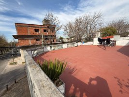 Venta casa 5 amb. Villa Adelina, terraza, garage