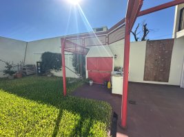 Venta De Casa 7 Ambientes En 2 Plantas Con Cochera