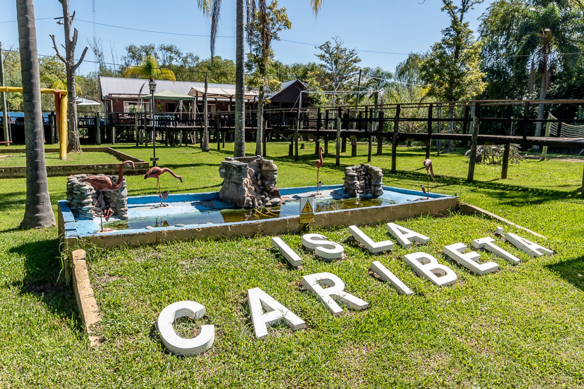 Lotes y terrenos en venta con cabañas Delta Tigre