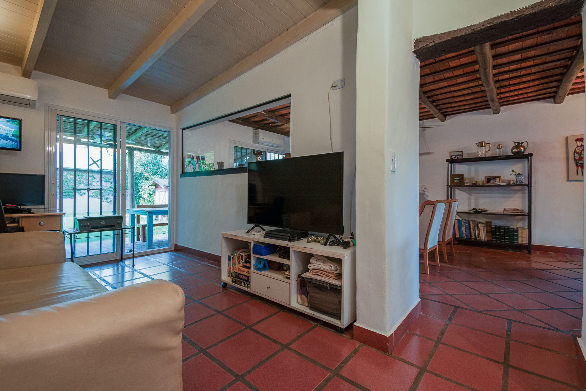 Venta casa 5 ambientes Don Torcuato