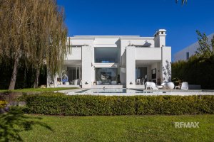Casa Alquiler 7 Ambientes en Barrio Golf Nordelta