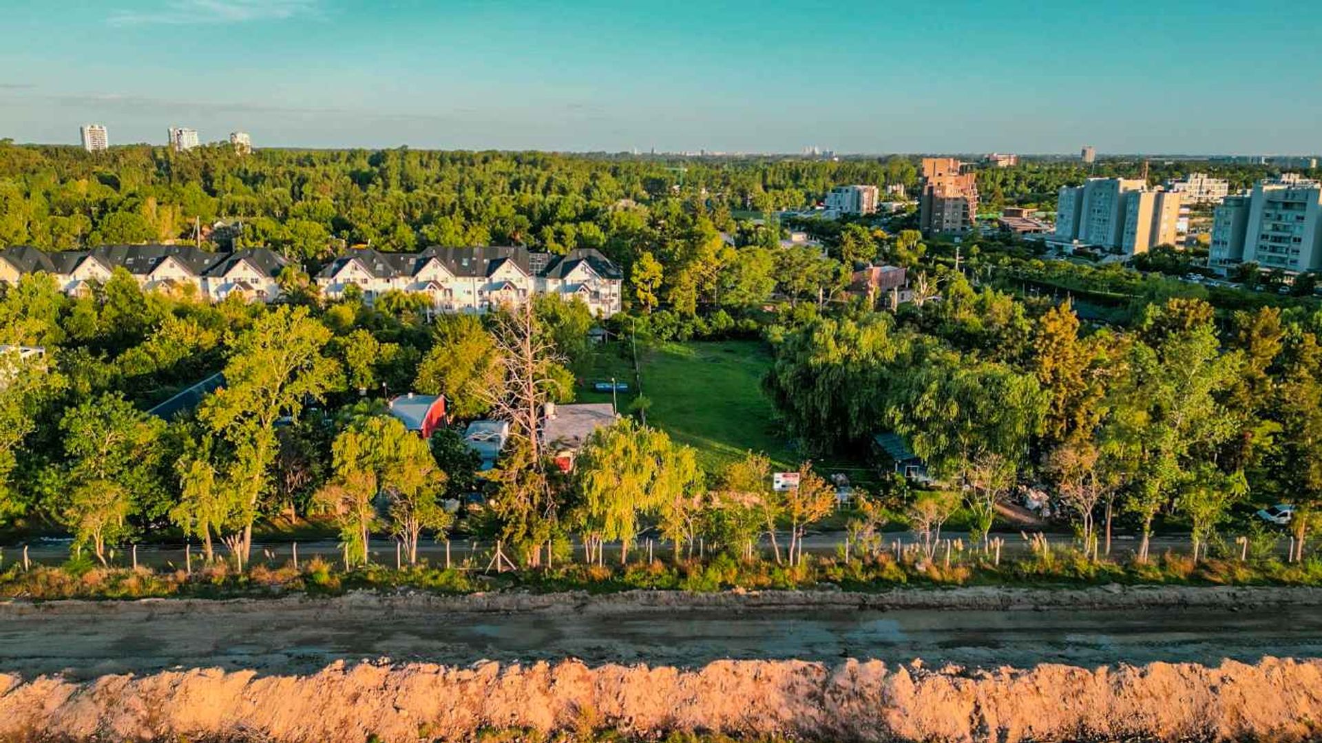 Venta de lote apto desarrollo- Rincón de Milberg