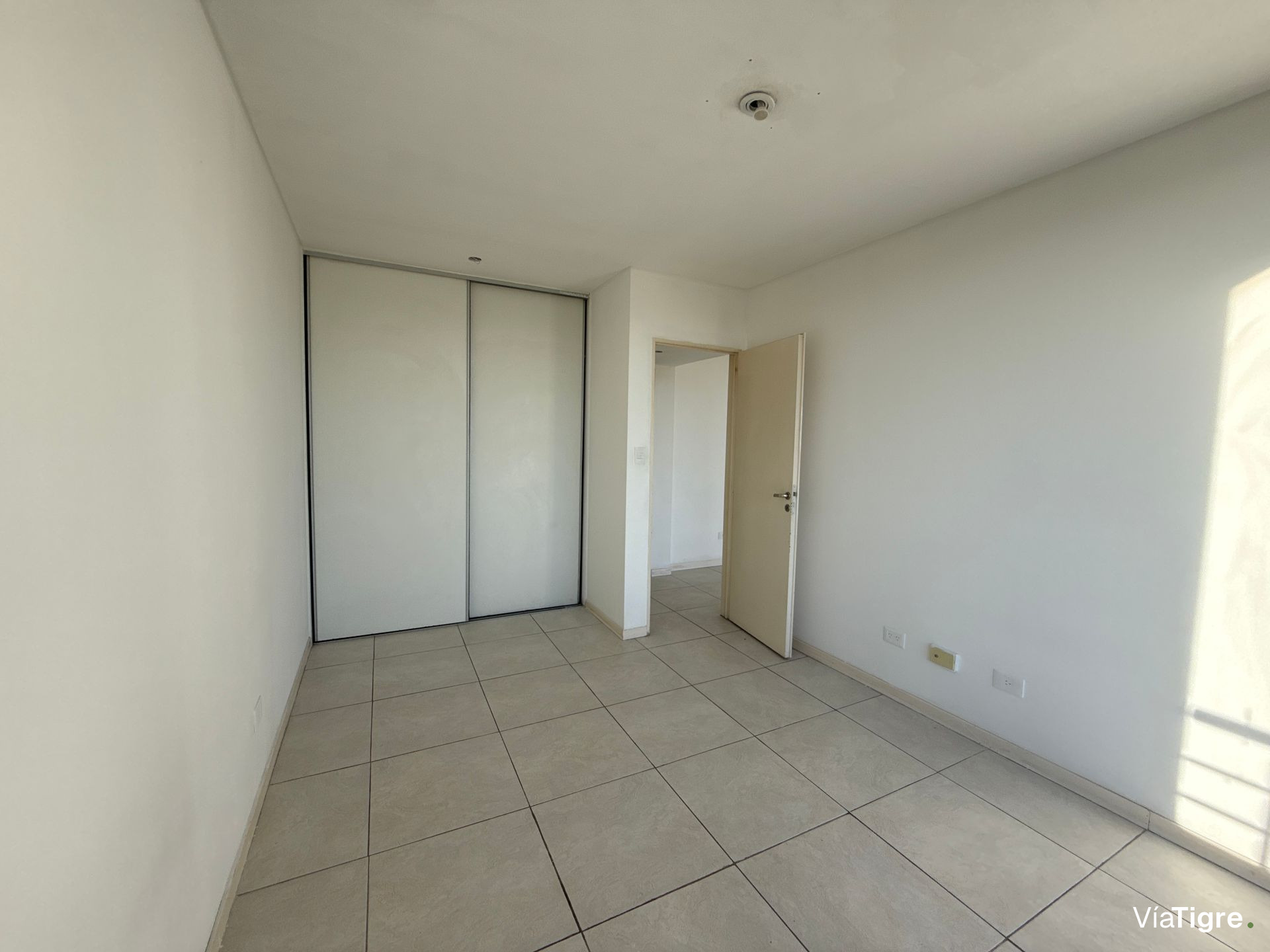 Venta 2 Ambientes 50M2 Victoria Balcon