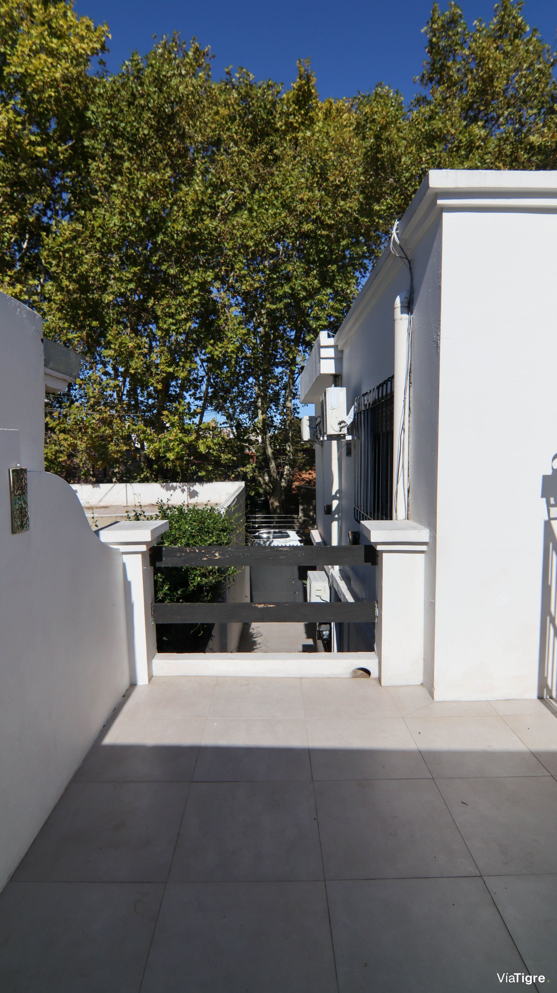 Venta Casa 5 Amb. San Isidro Totalmente Renovada