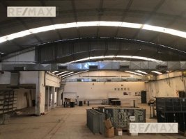 Sale of Large Corner Lot - Vte. Lopez