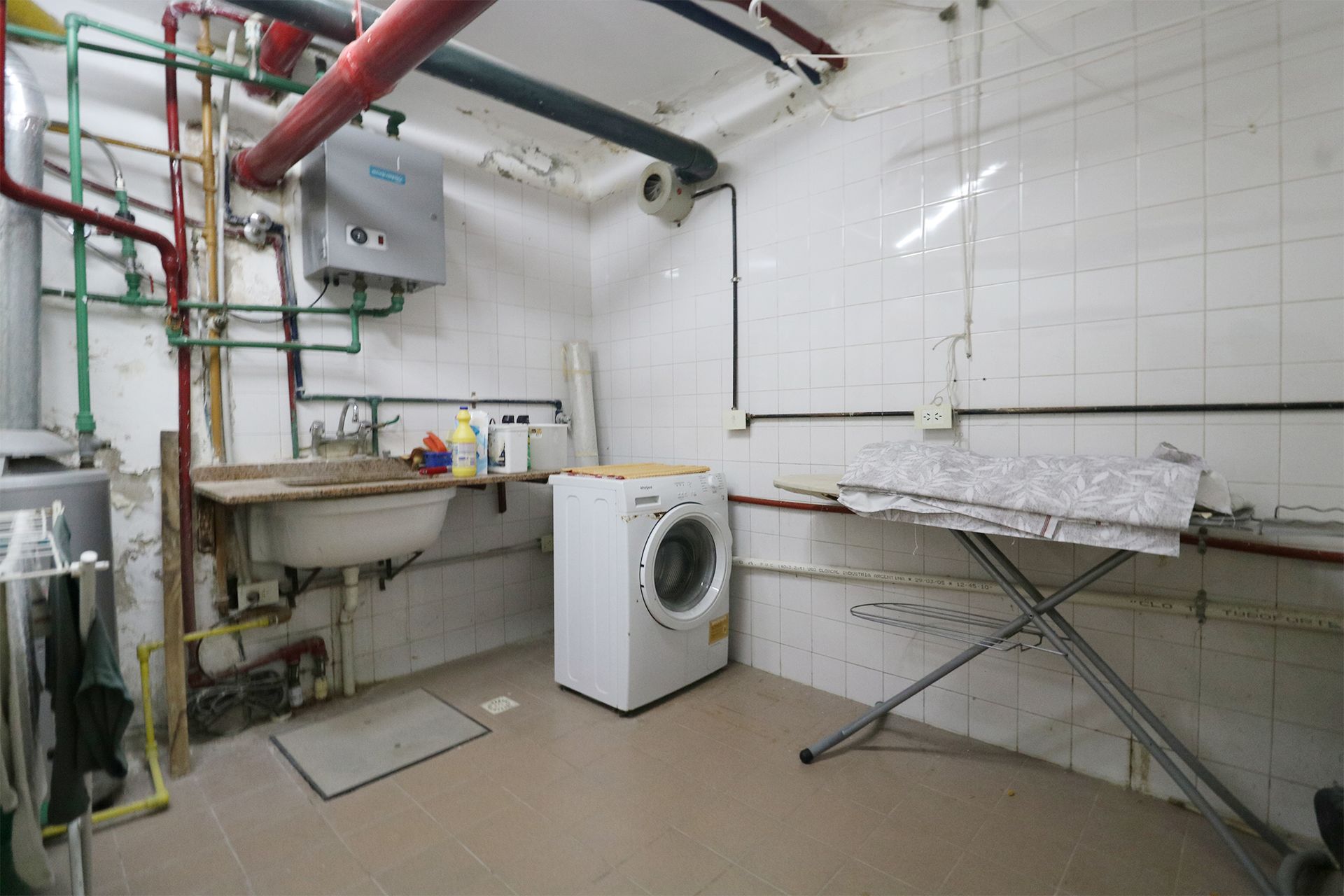 Casa En Venta San Isidro 4 Dorm, 2 Cochera, Pileta