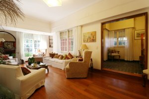 Casa En Venta San Isidro 4 Dorm, 2 Cochera, Pileta