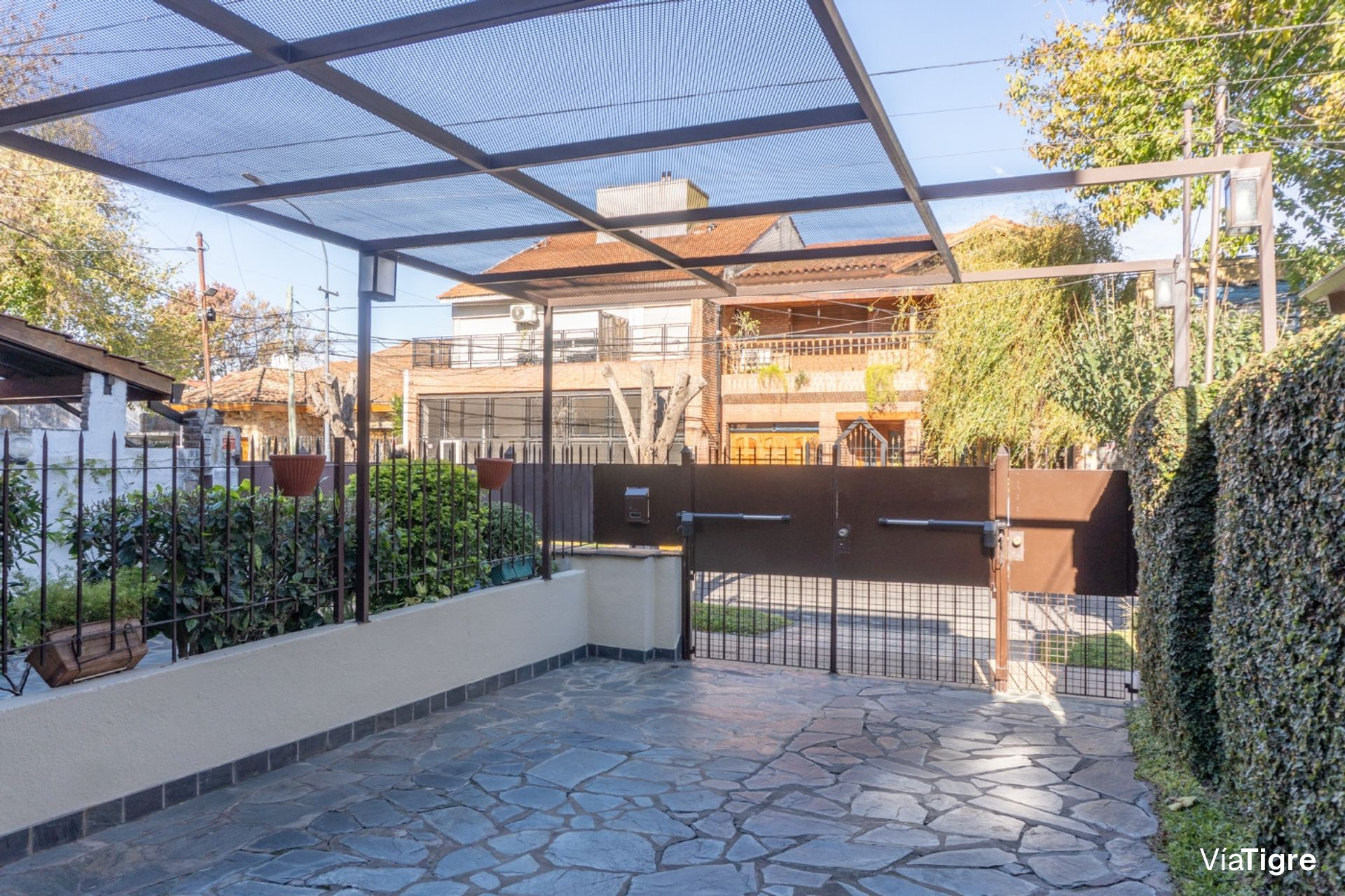 Venta Dúplex 3/4 Amb c/Jardín, Quincho y Cochera