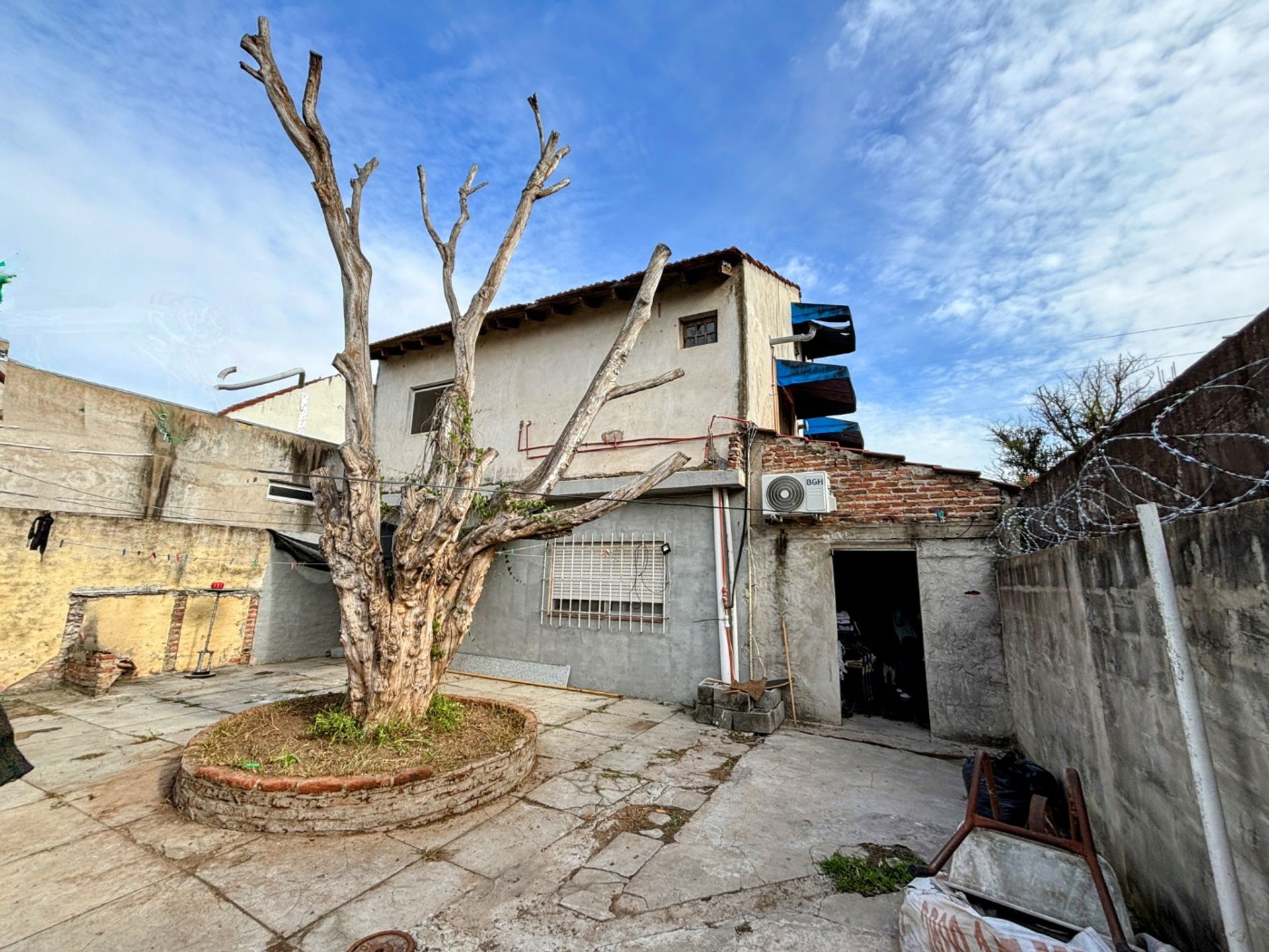 Venta Casa Multifamiliar 6 Ambientes En El Talar