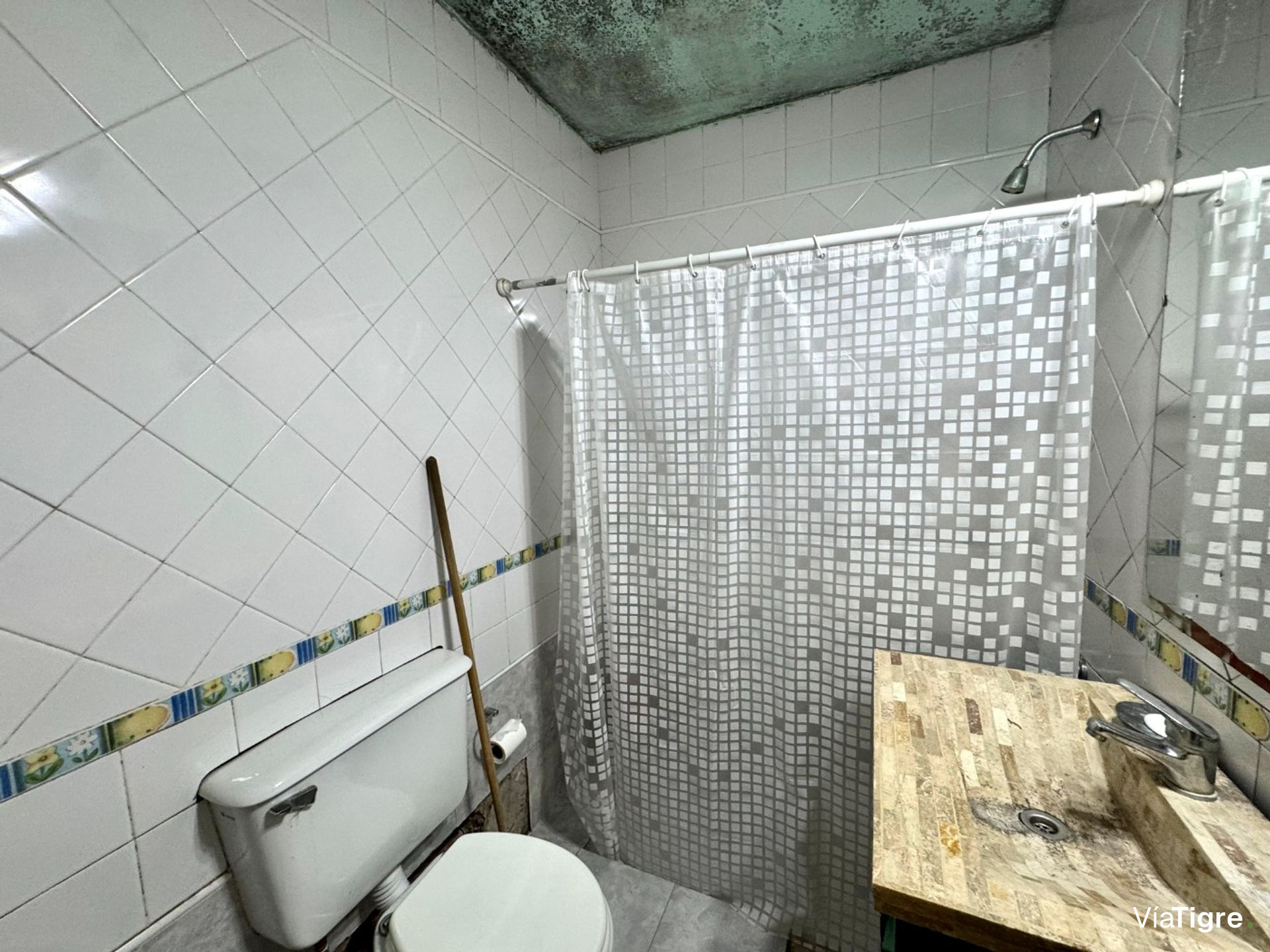 Venta PH San Fernando con jardin y Quincho