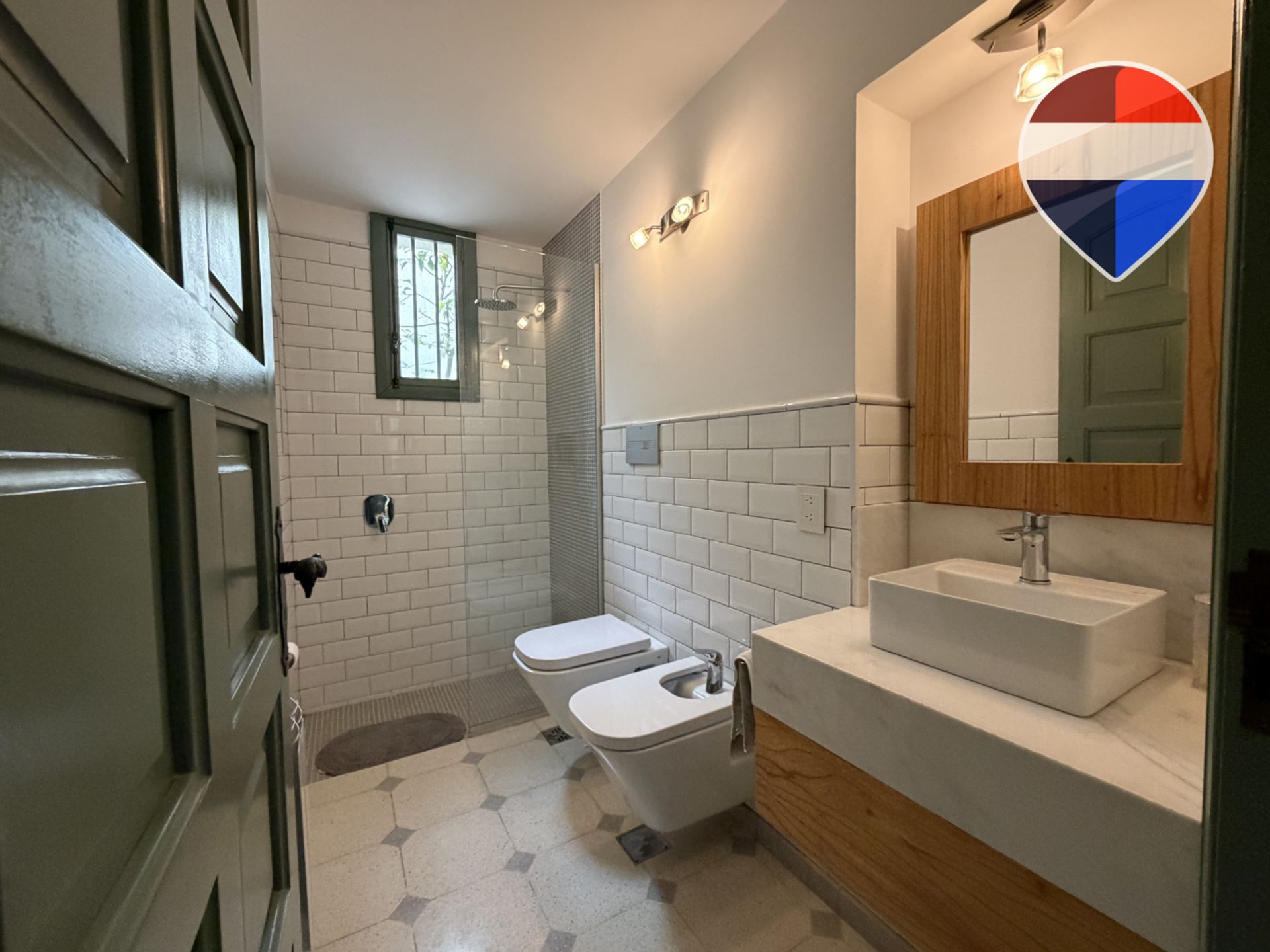 Venta Casa En Martinez Con Jardin Pileta Quincho