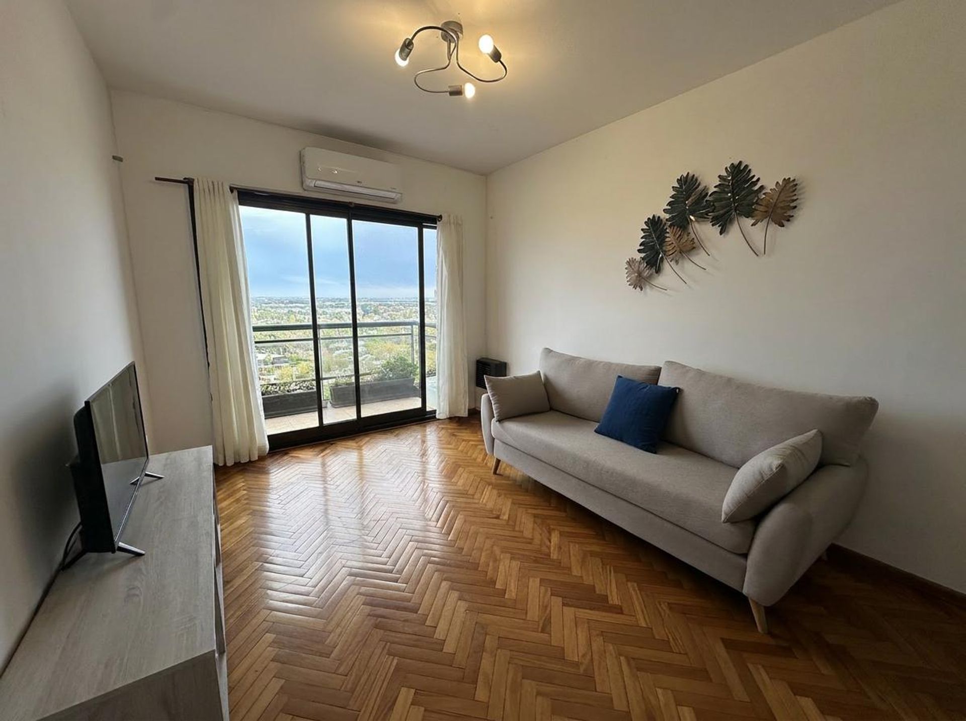 2-bedroom with balcony in Riverside Tigre complex