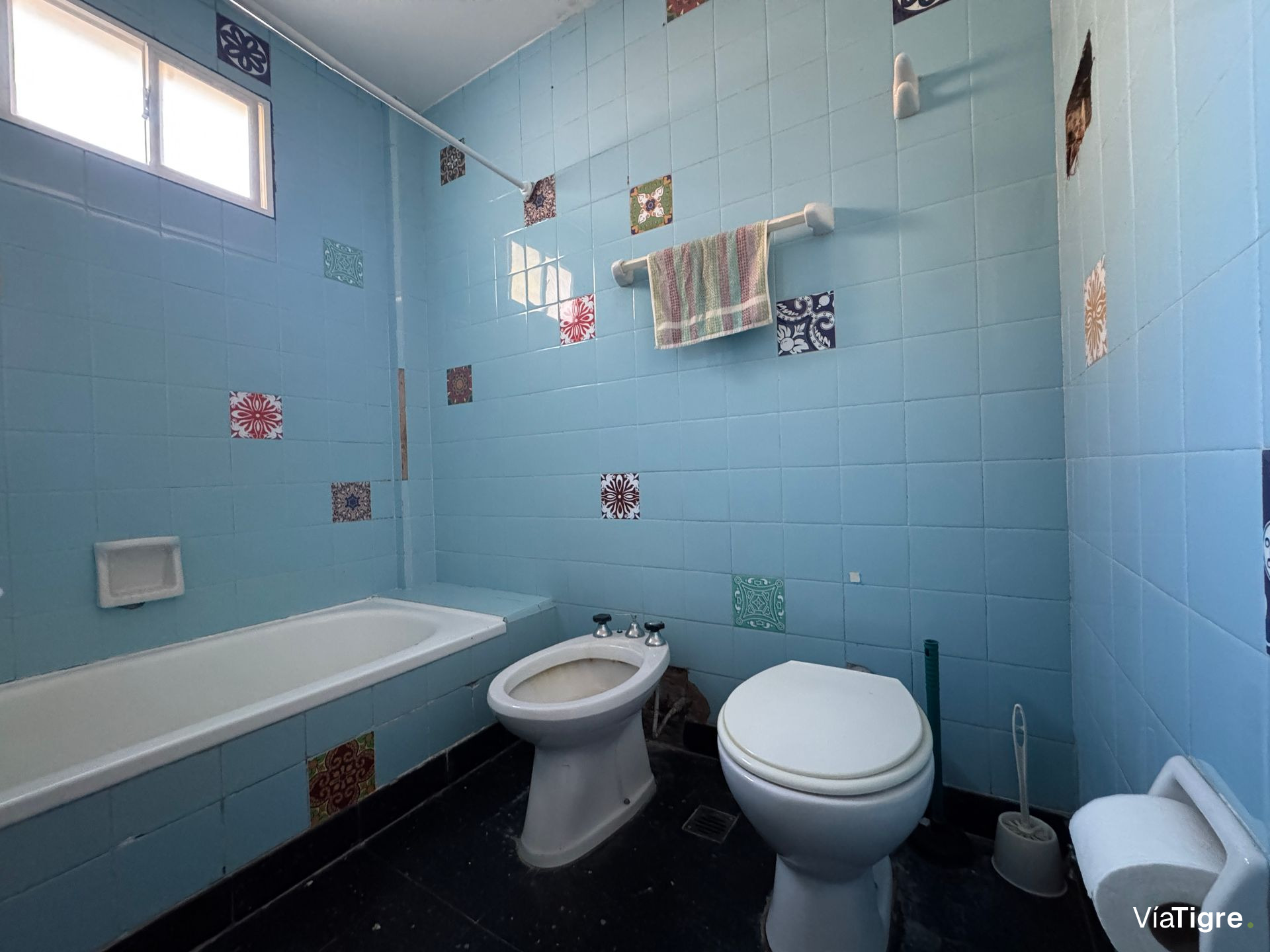 Dpto 2 amb en venta Vicente Lopez 1ºpiso escalera