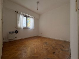 1-bedroom Apartment for sale Vicente Lopez 1st floor stairs
