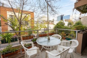 2 1/2Amb c/ 2 Balcones y Cochera en Vicente López