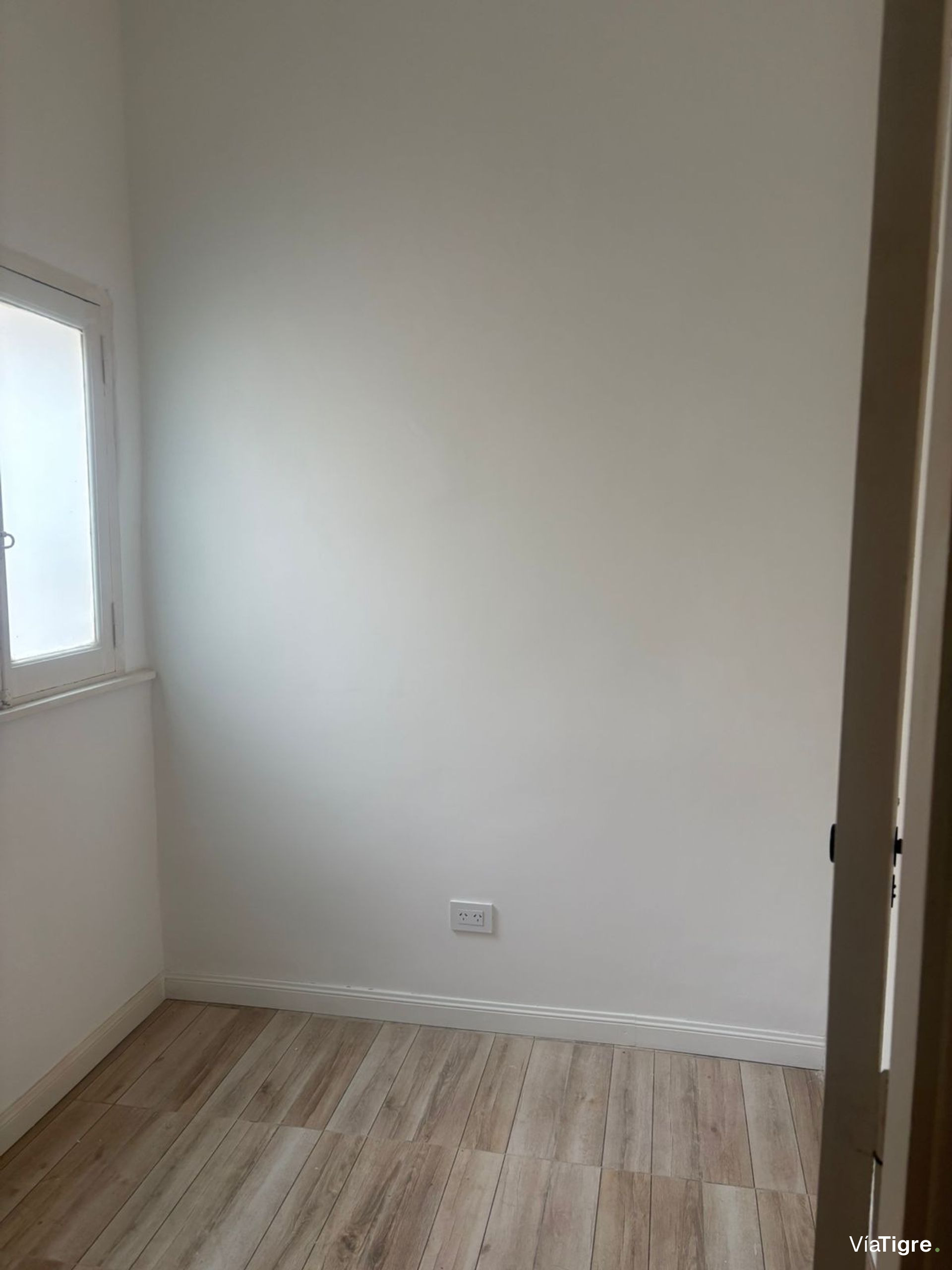 Venta 2 ambientes + escritorio Vicente lopez recic