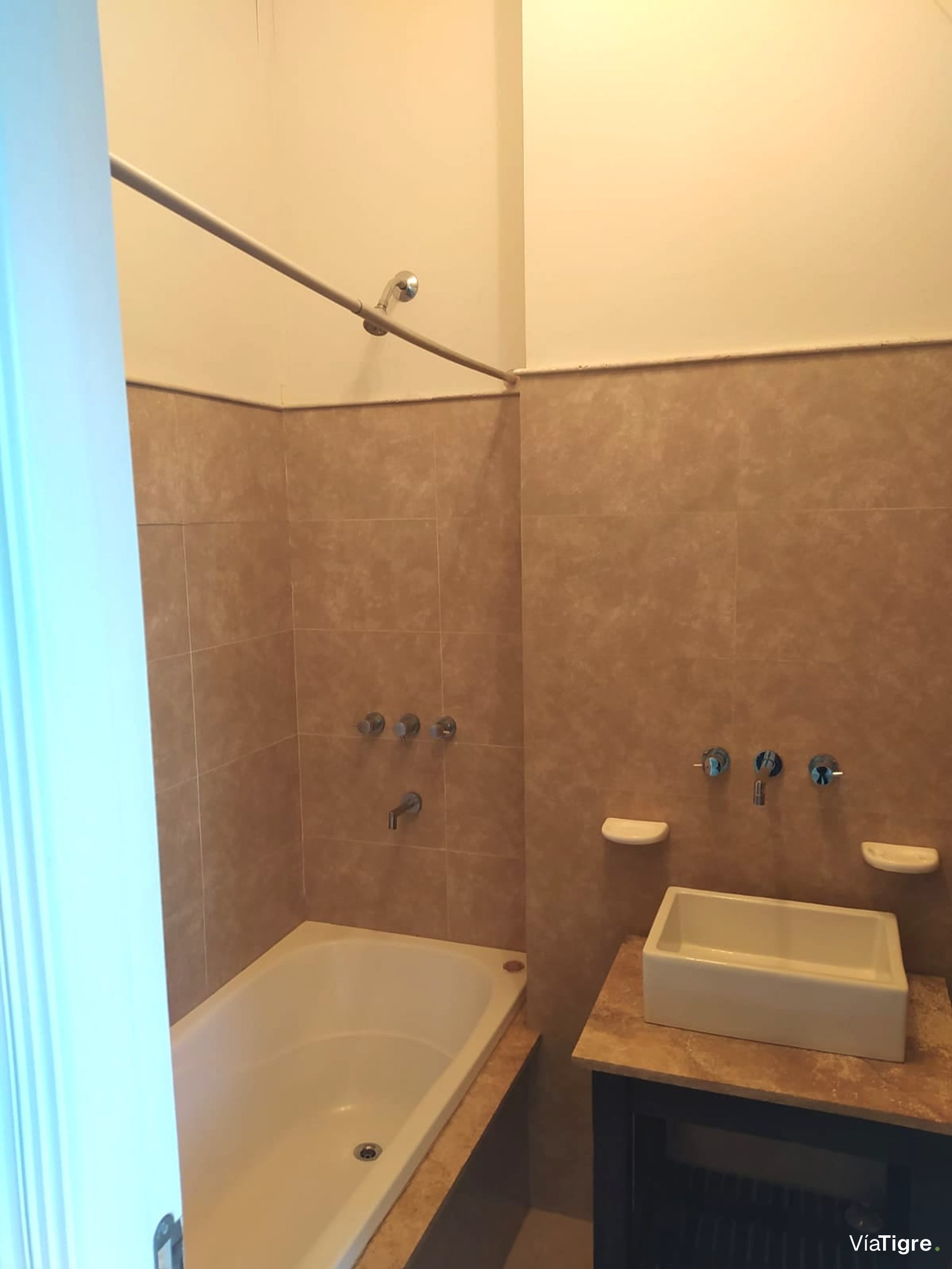 Alquiler 2 ambientes chateau del Palmar c/cochera