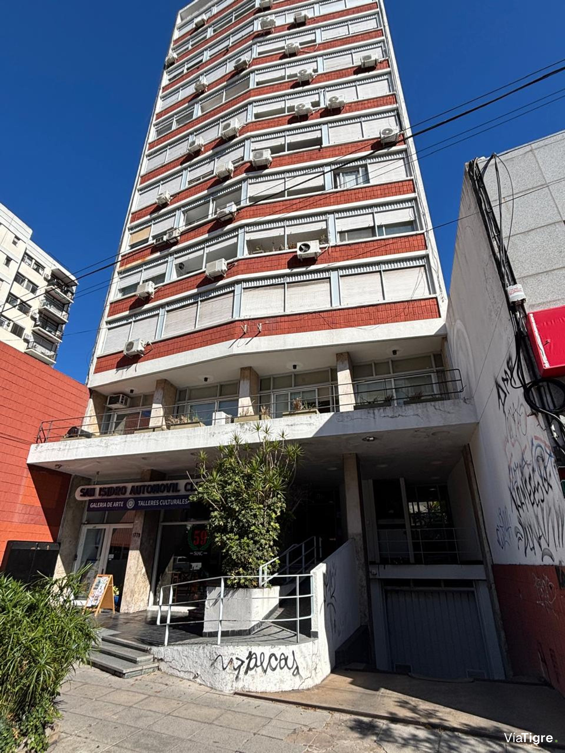 Venta en Martinez Departamento 3 ambientes