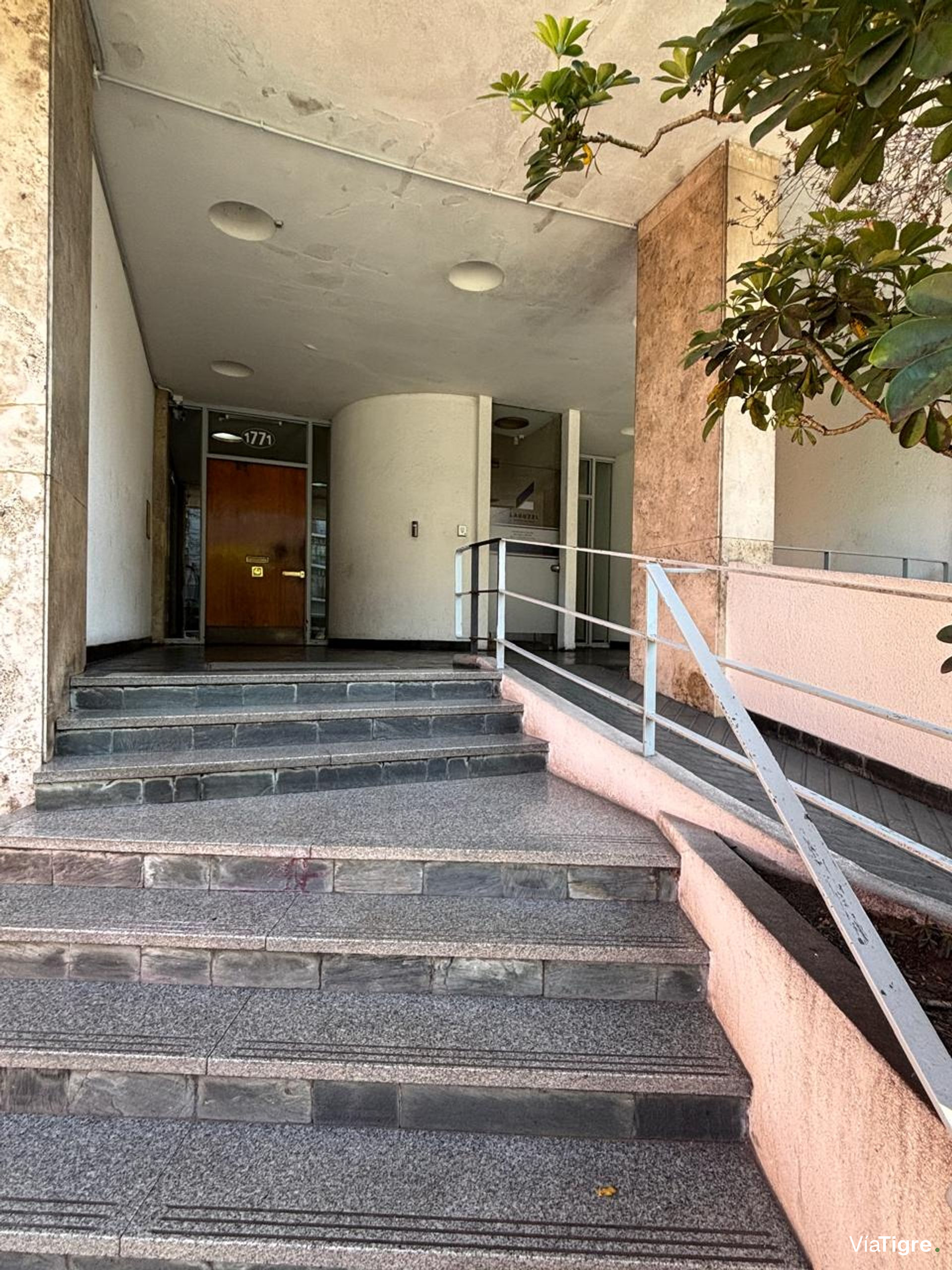 Venta en Martinez Departamento 3 ambientes