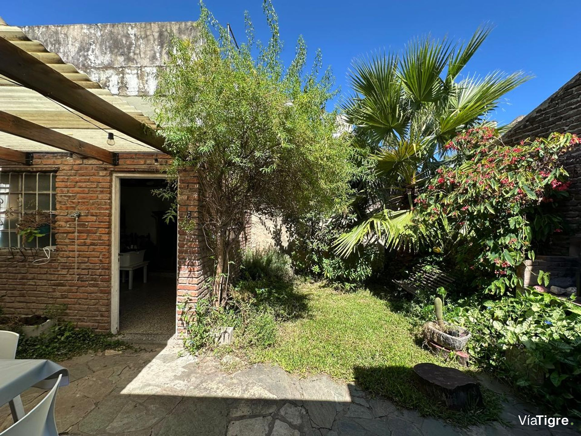 Casa en PB con Patio – Munro límite Carapachay