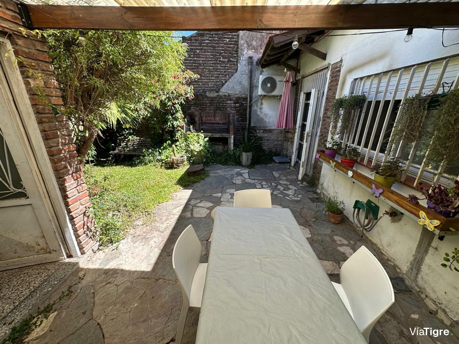 Casa en PB con Patio – Munro límite Carapachay