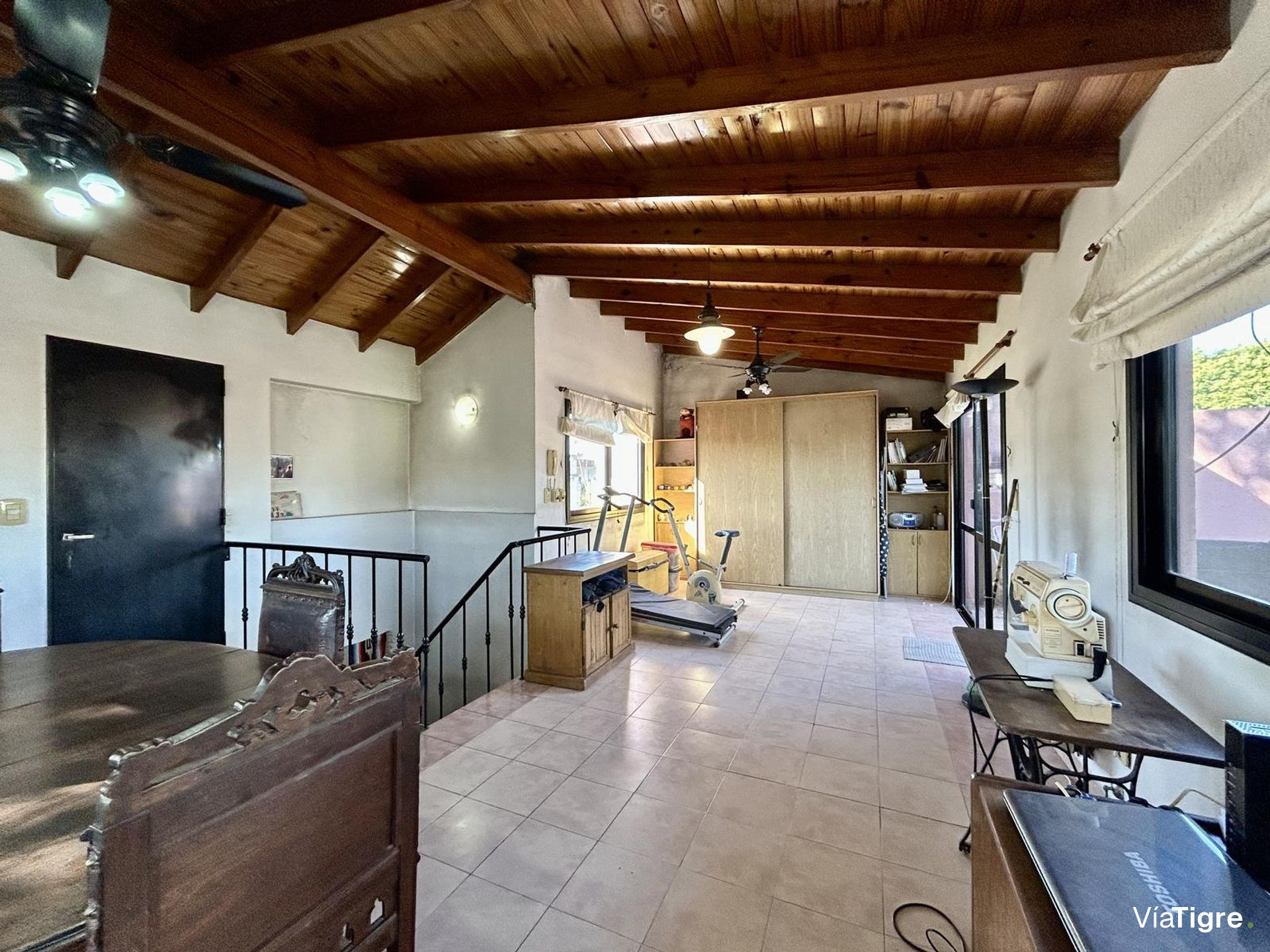 Casa En Vent 5 Ambientes Vicente López Permuta