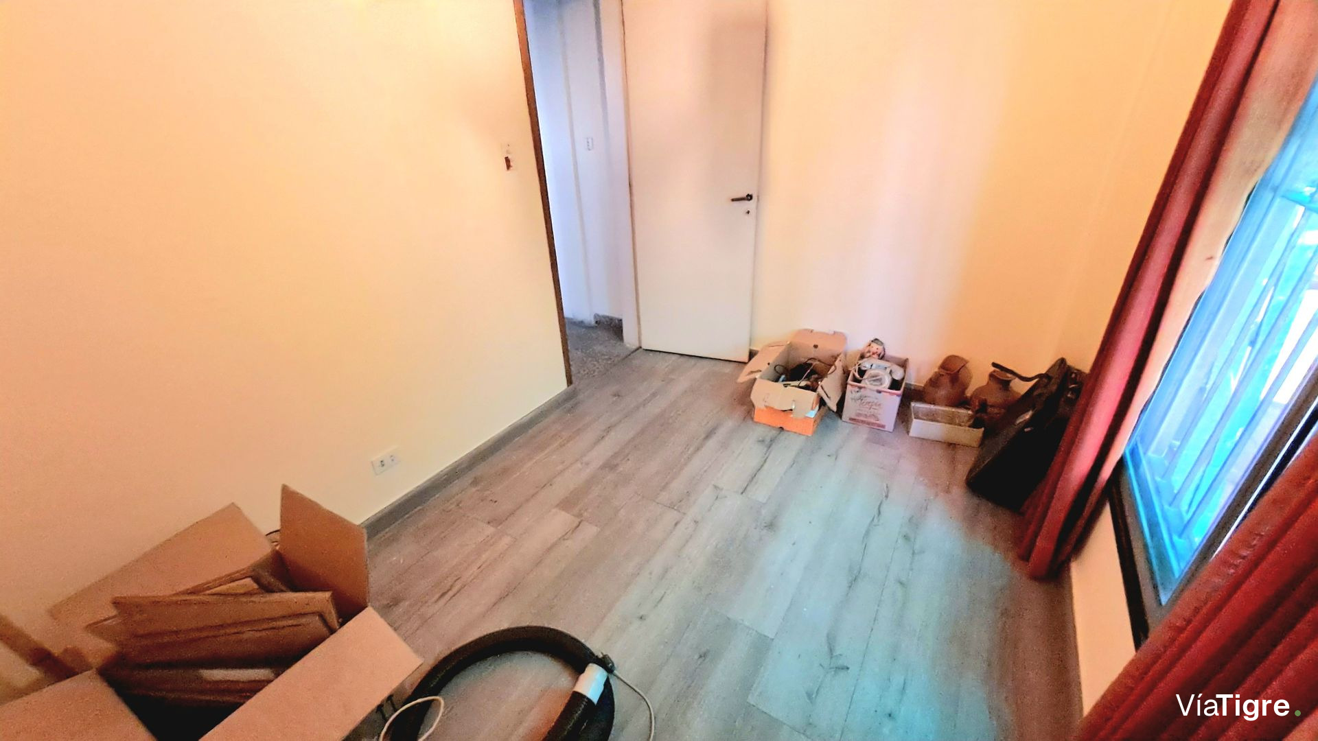 Venta Casa 4 Amb, Cochera, Jardin, San Isidro