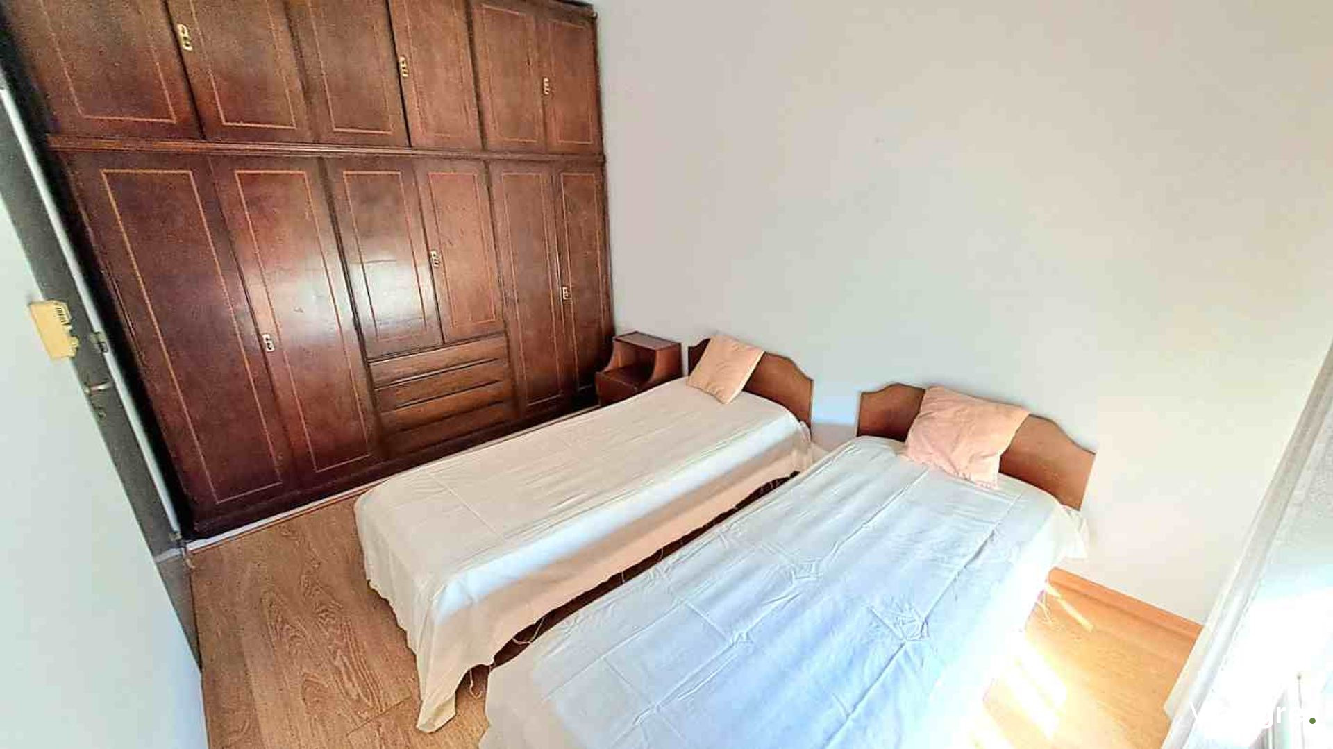 Venta Casa 4 Amb, Cochera, Jardin, San Isidro
