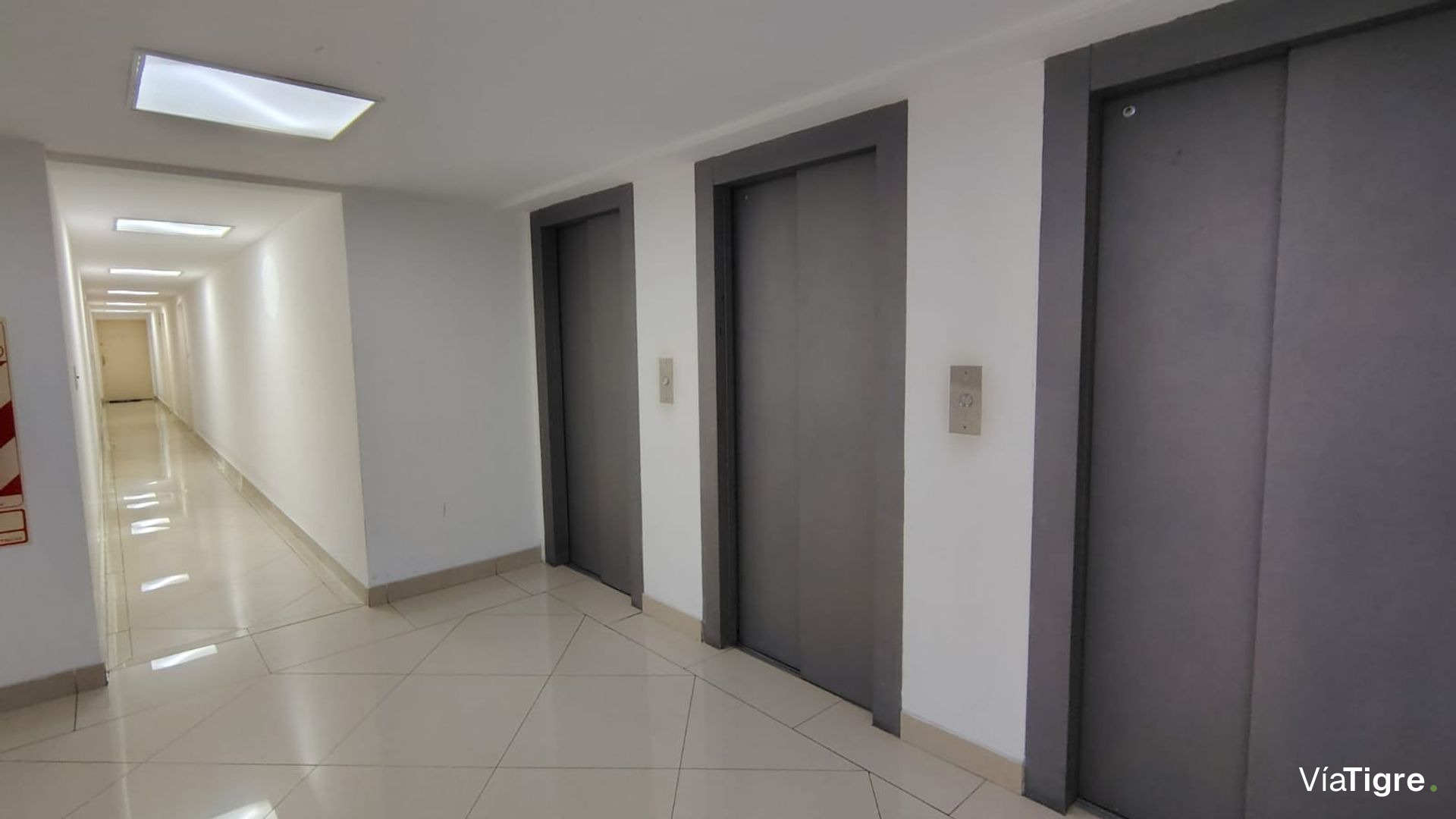 Venta Depto Monoamb C/ Cochera Pileta Sum Beccar