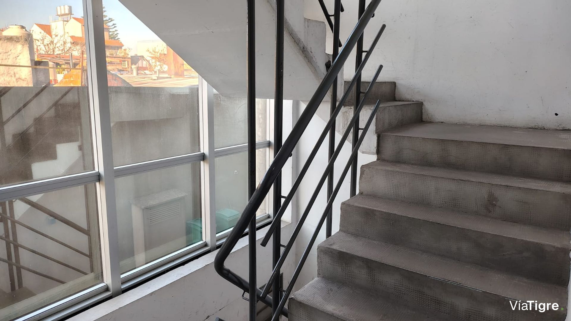 Venta Depto Monoamb C/ Cochera Pileta Sum Beccar