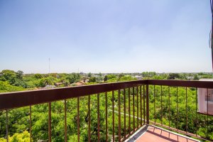 Venta departamento 4 amb - Con Balcón y Cochera