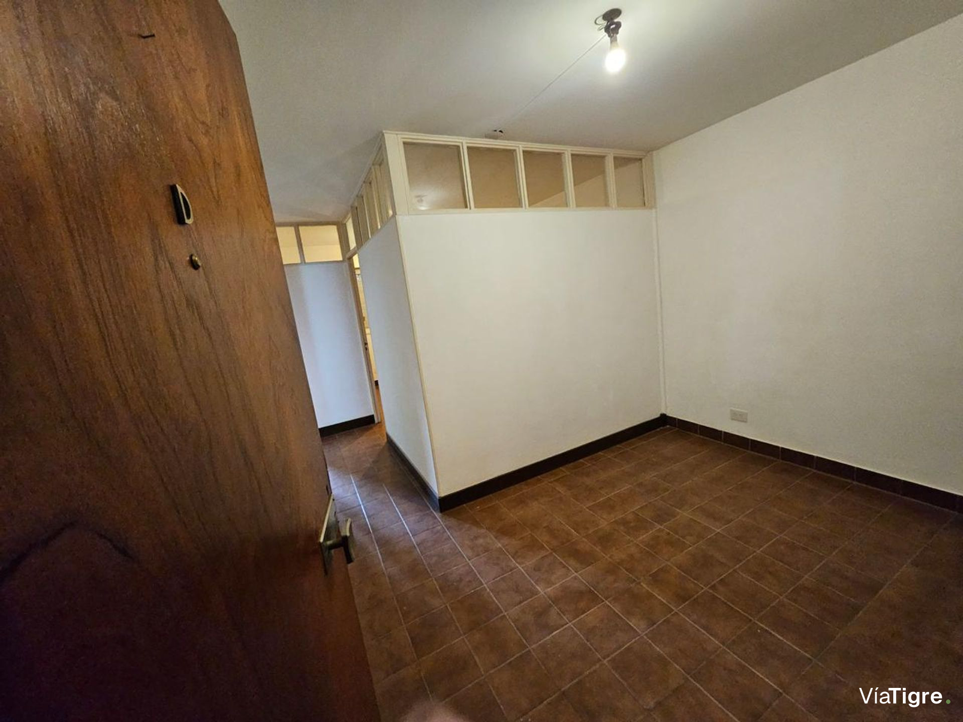 ALQUILER Monoambiente con división en Martinez