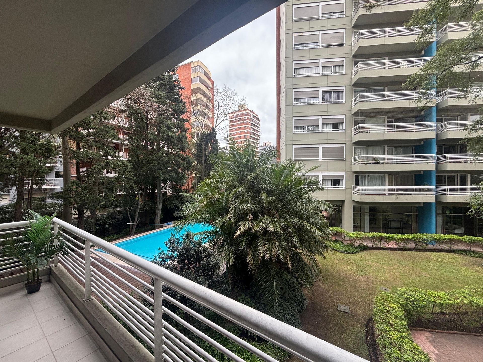 Alquiler Departamento 3 Ambientes, Olivos.