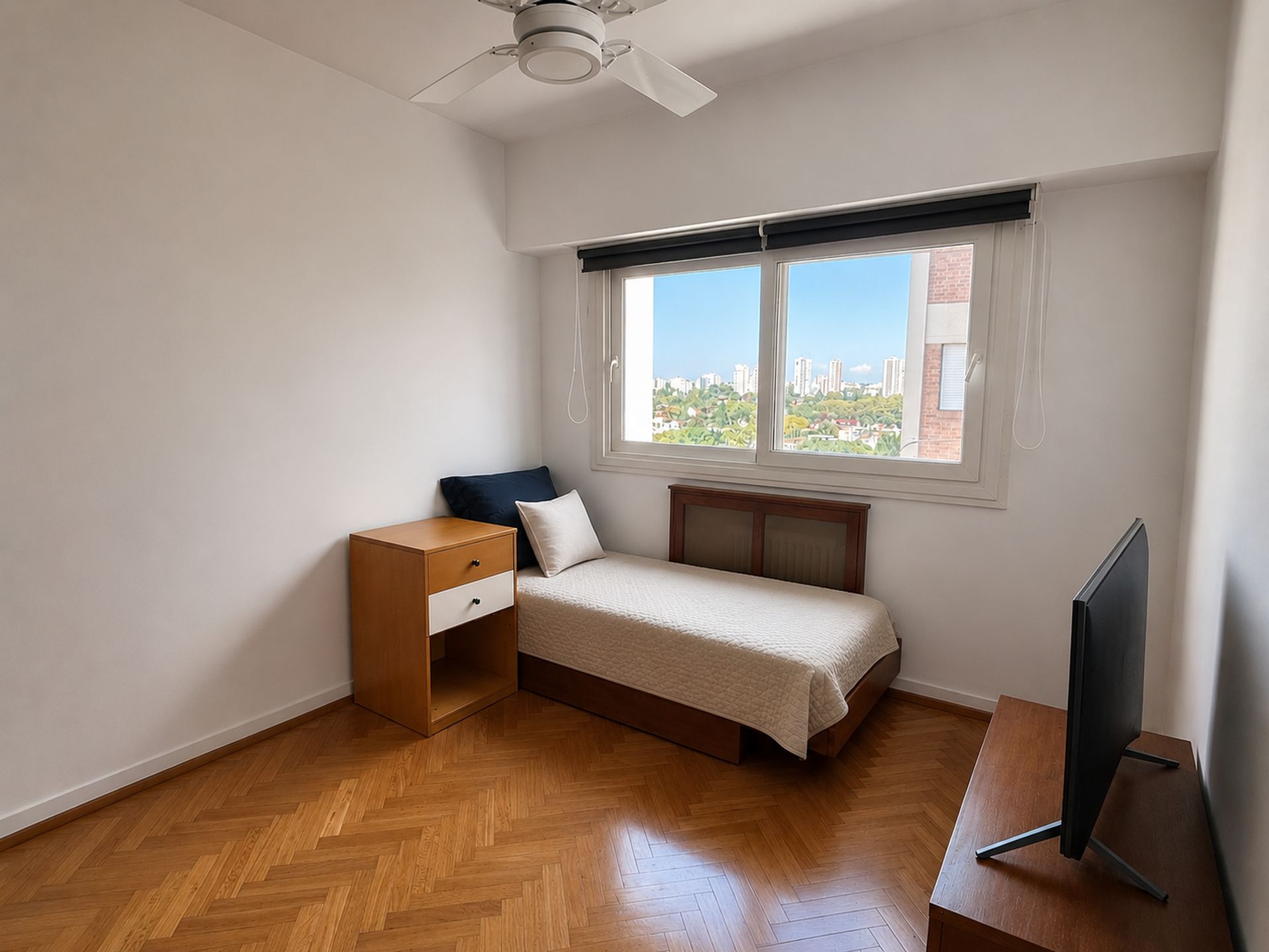 Venta Depto 4 Amb Balcon Cochera En Vicente Lopez