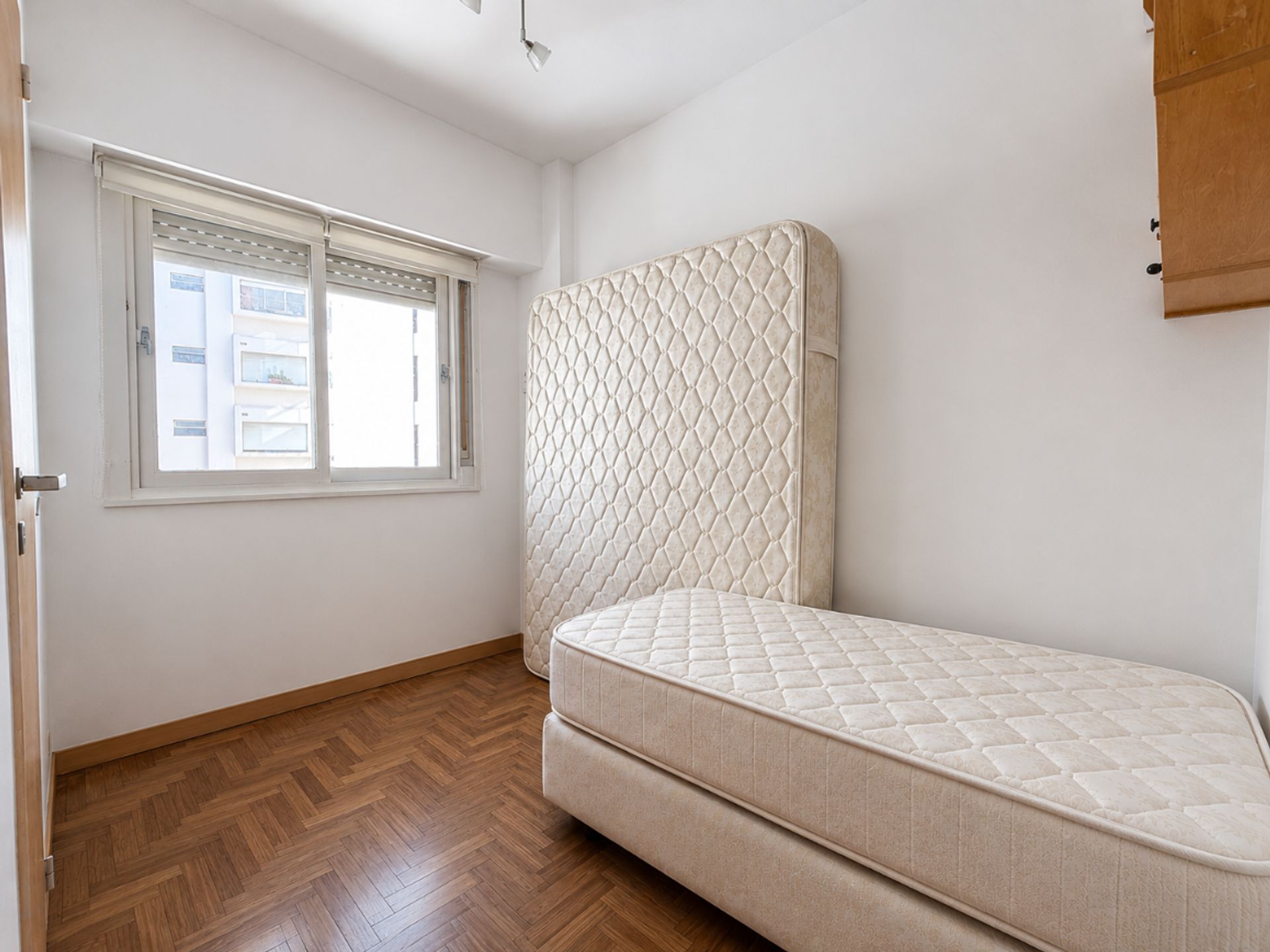 Venta Depto 4 Amb Balcon Cochera En Vicente Lopez
