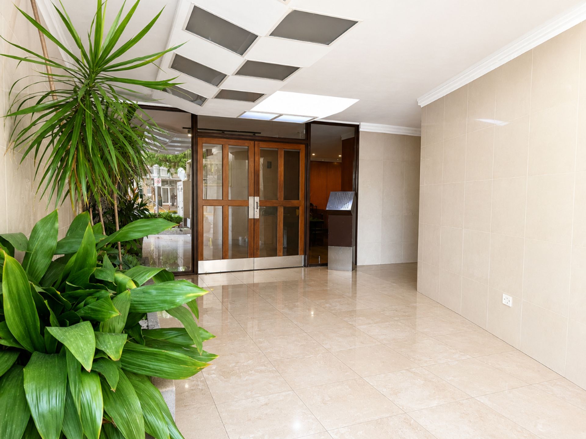 Venta Depto 4 Amb Balcon Cochera En Vicente Lopez