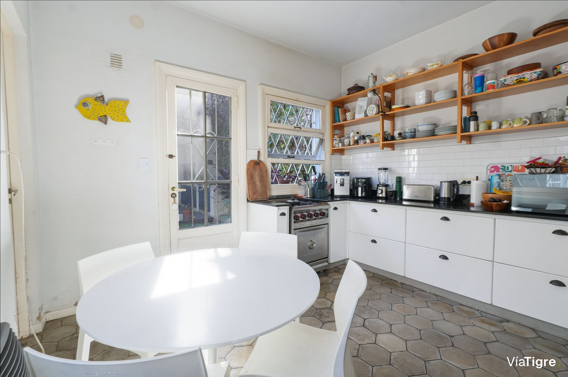 Casa 6 Ambientes Venta Florida Con Jardín y Patio