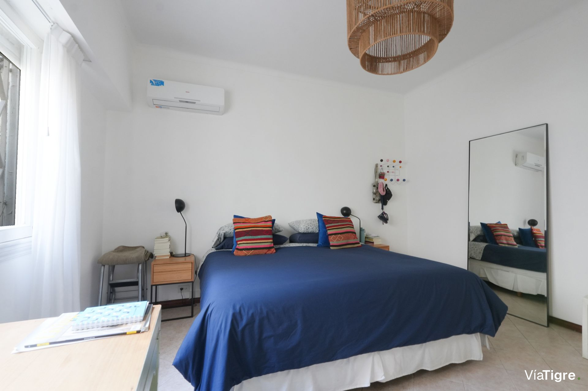 Casa 6 Ambientes Venta Florida Con Jardín y Patio