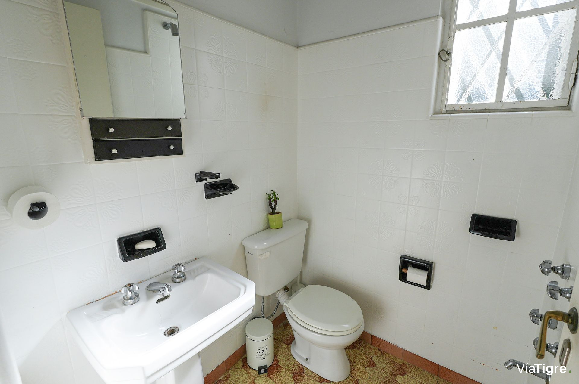 Casa 6 Ambientes Venta Florida Con Jardín y Patio