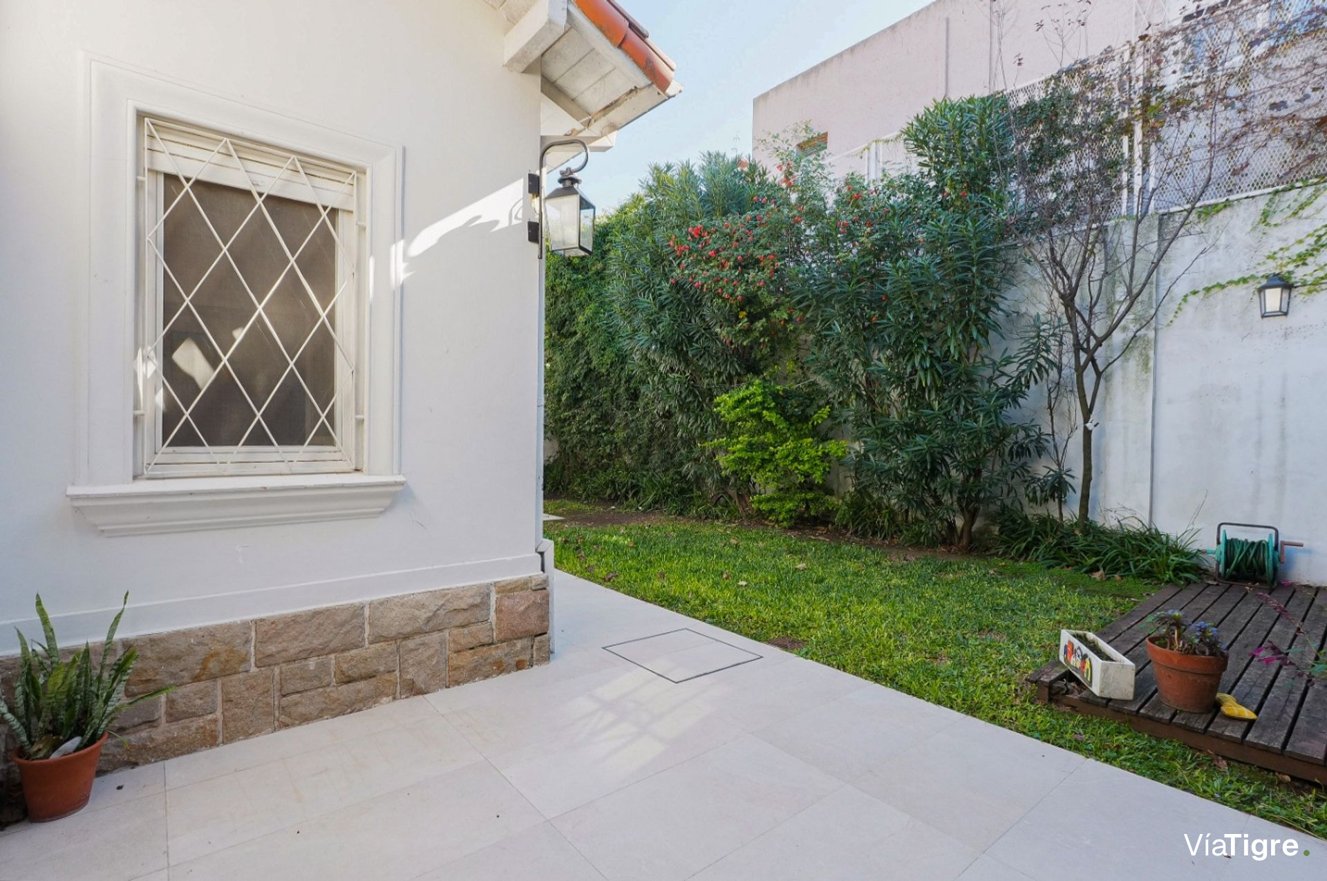 Casa 6 Ambientes Venta Florida Con Jardín y Patio