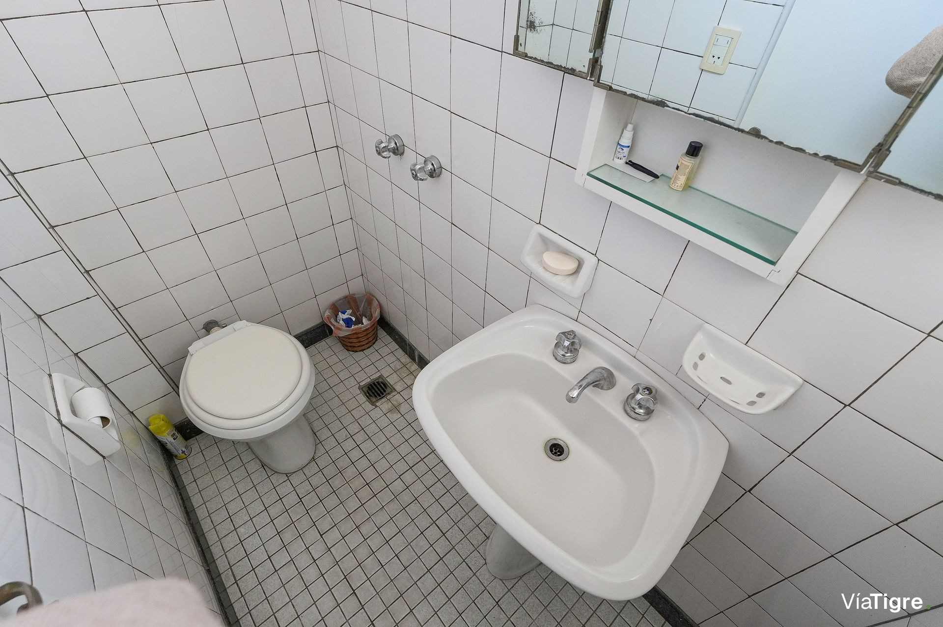 Casa 6 Ambientes Venta Florida Con Jardín y Patio