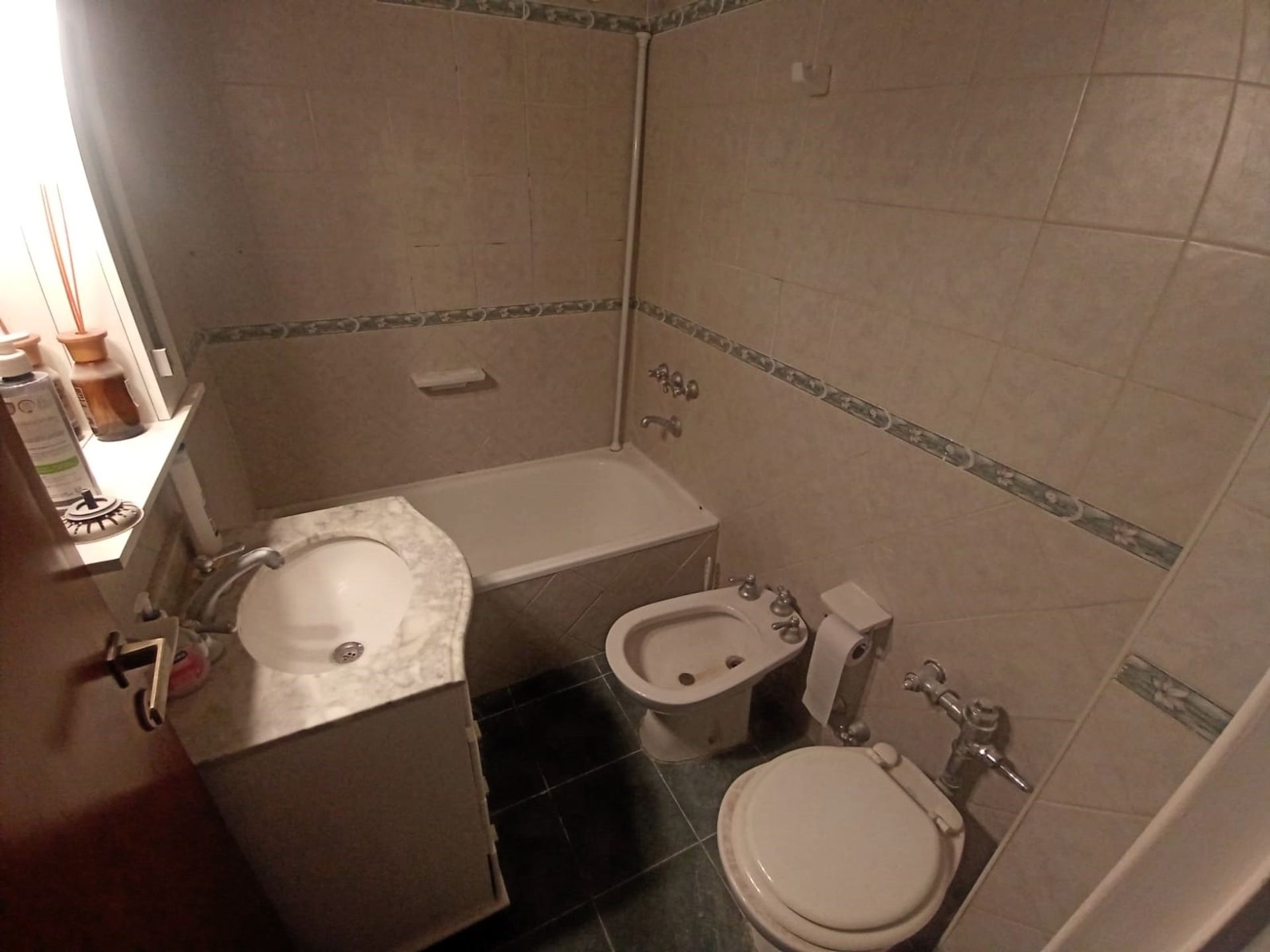 Venta Dpto. 2 amb en Vte. López-Av. del Libertador
